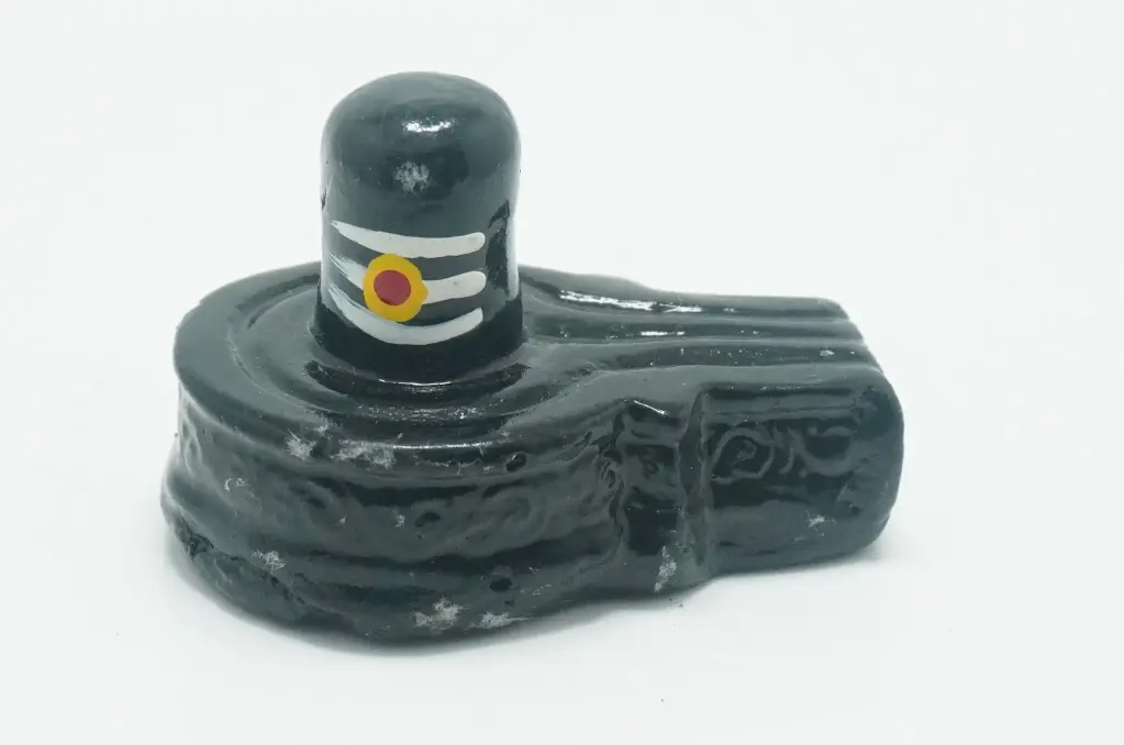 Black Chapat Shivling 1 Inch 80