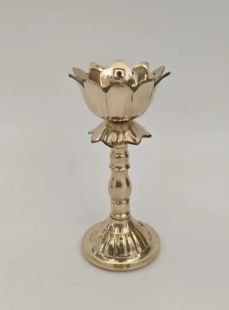 Kamal Stand Diwa 600-2No 210g Kala
