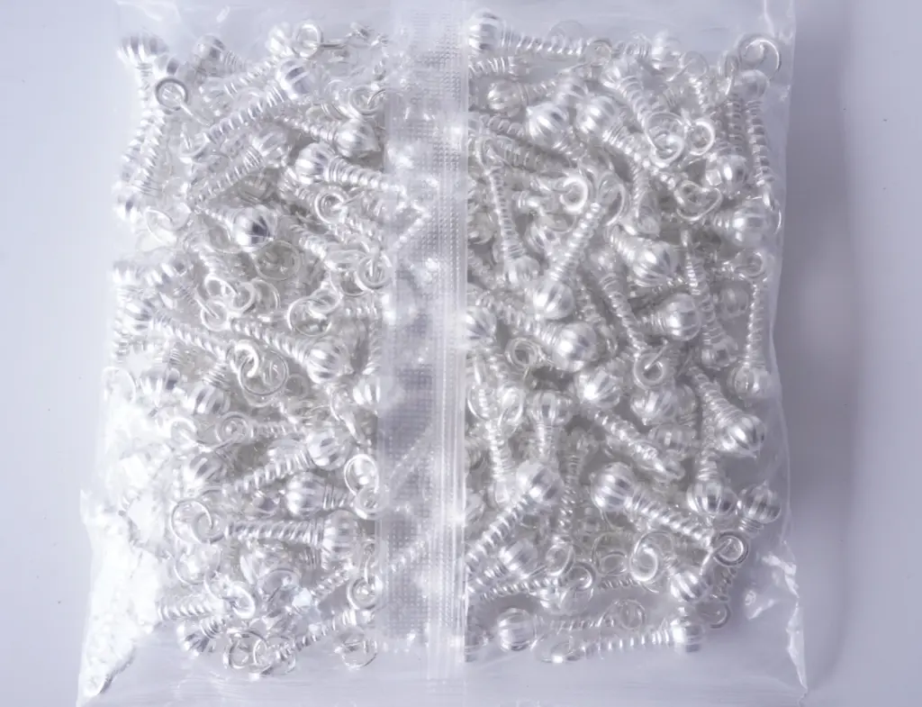 [B010109] Locket T Gada Small