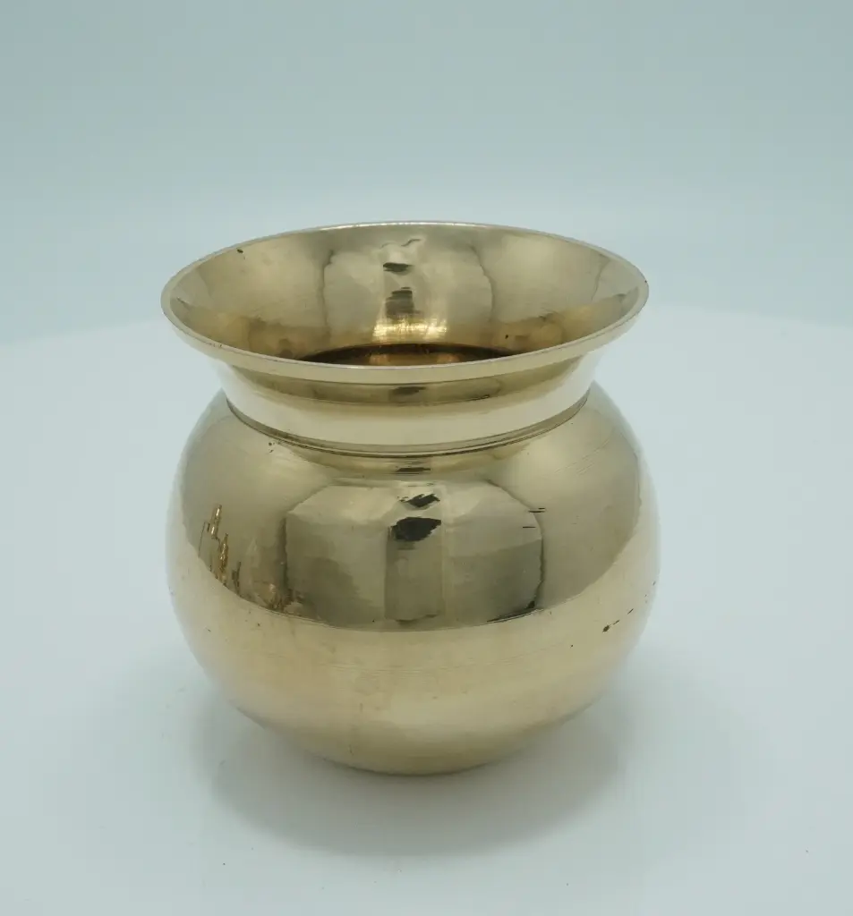 [T02174] Shanti Lota 1 No