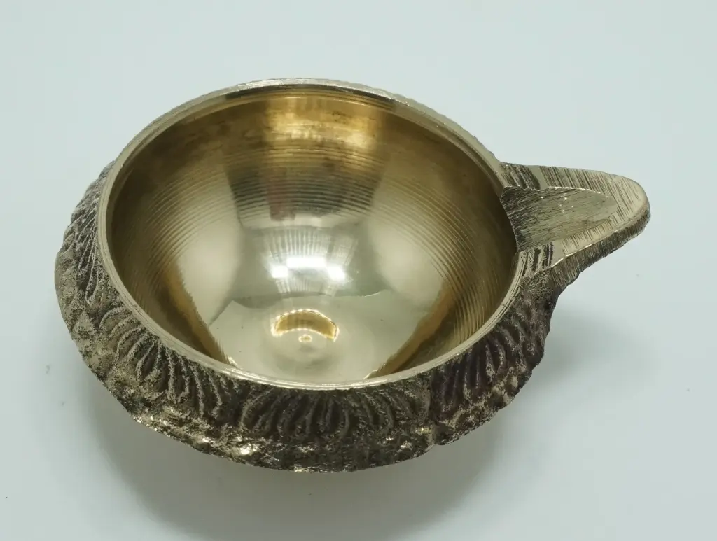 Kuber Diwa 150 -1No 61g Swastik