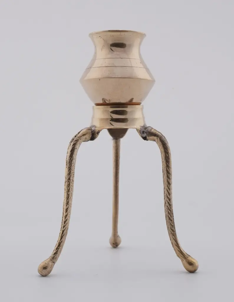 [T02518] Tipai Stand With Lota 1 No 250