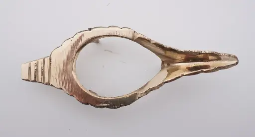 [T00560] Shankh aadni Pitali Stand 3 No 150